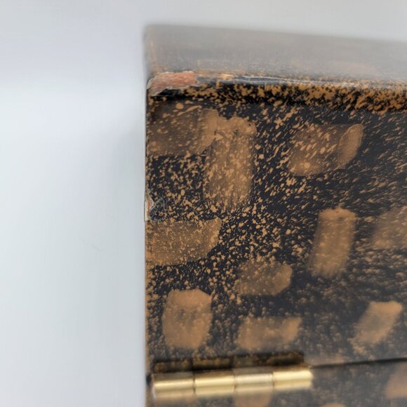 Klimt The Kiss Large Box - Picture 8 of 9